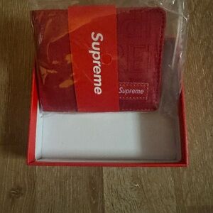 New Supreme Wallet Red Bifold Wallet with Coin Pocket Pouch